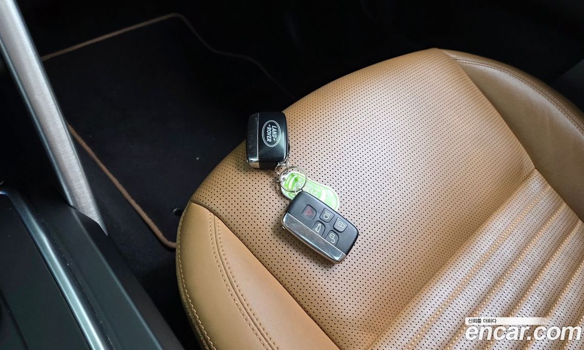 Land Rover Discovery Sport 1st Gen фото 34