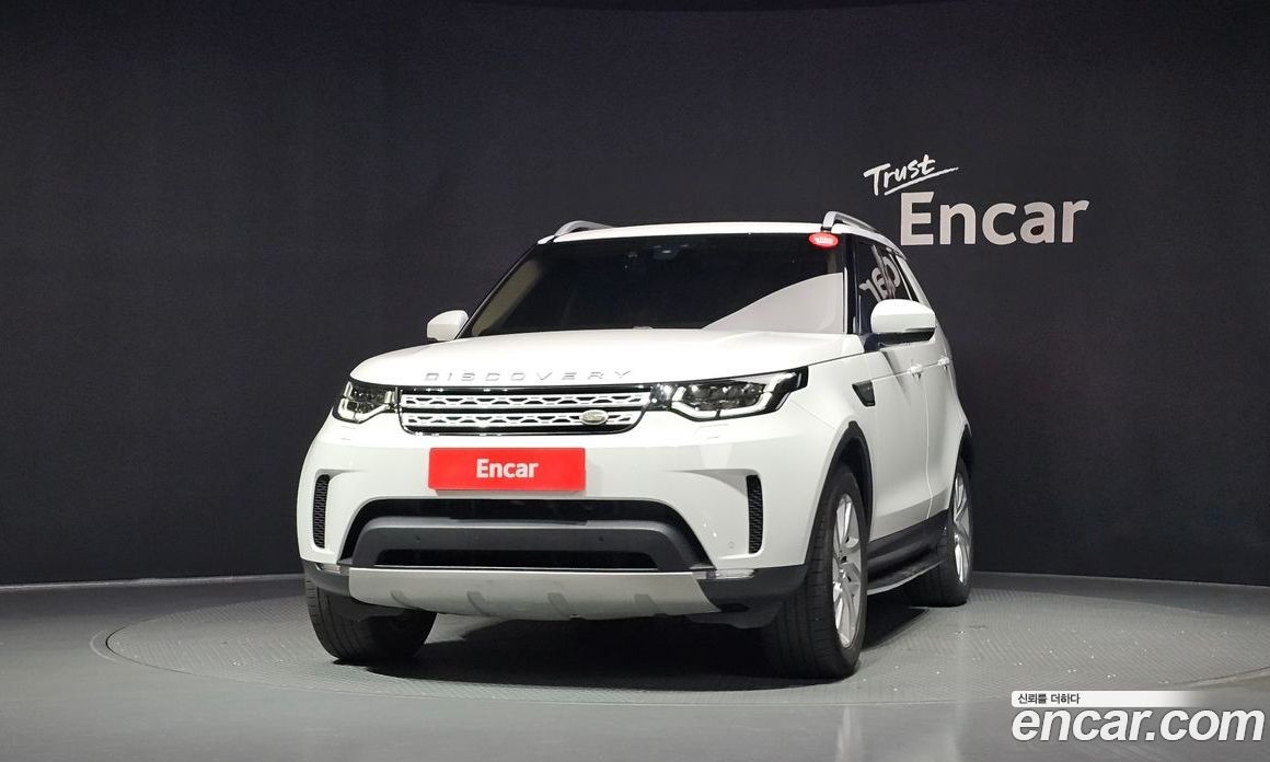 Land Rover Discovery 5 фото 3