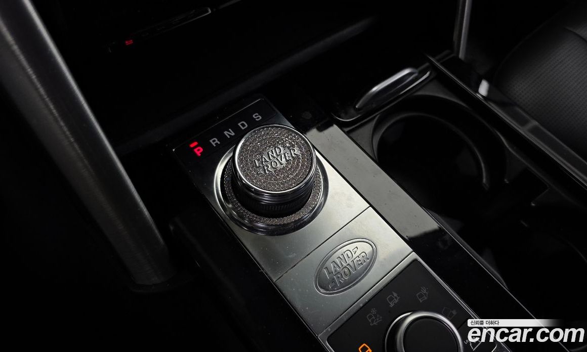 Land Rover Discovery 5 фото 9