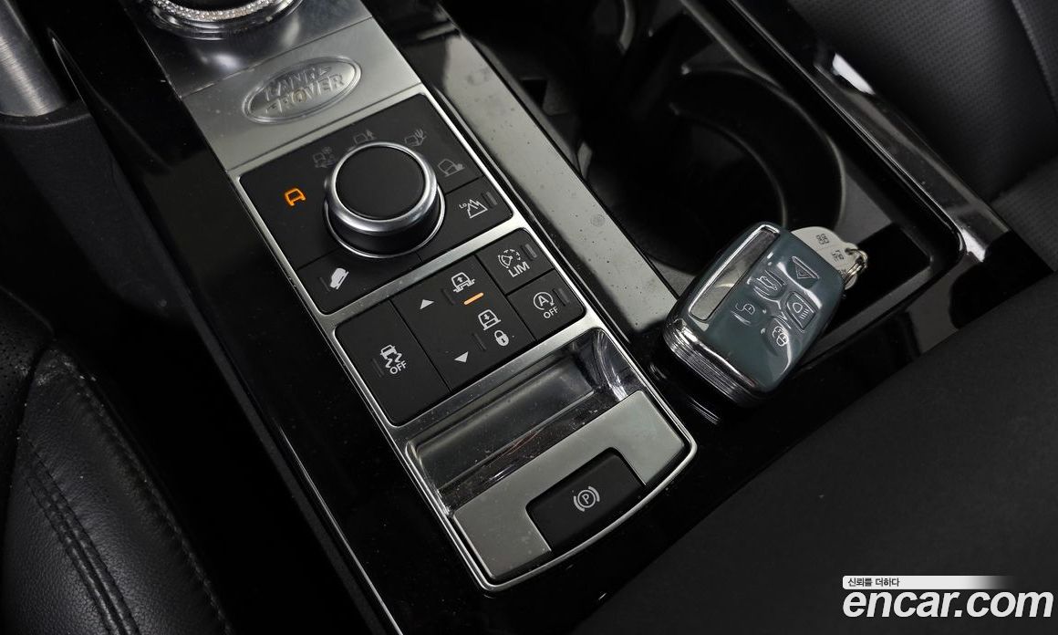 Land Rover Discovery 5 фото 17