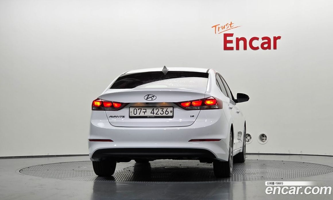 Hyundai Avante (AD) 6th Gen фото 4
