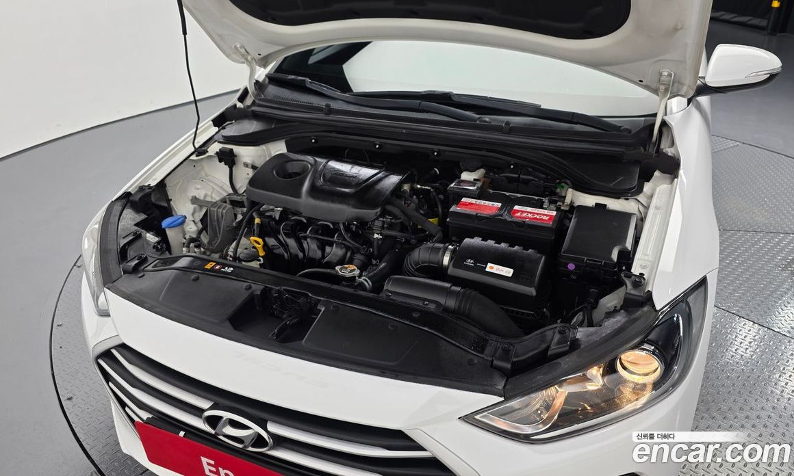 Hyundai Avante (AD) 6th Gen фото 6