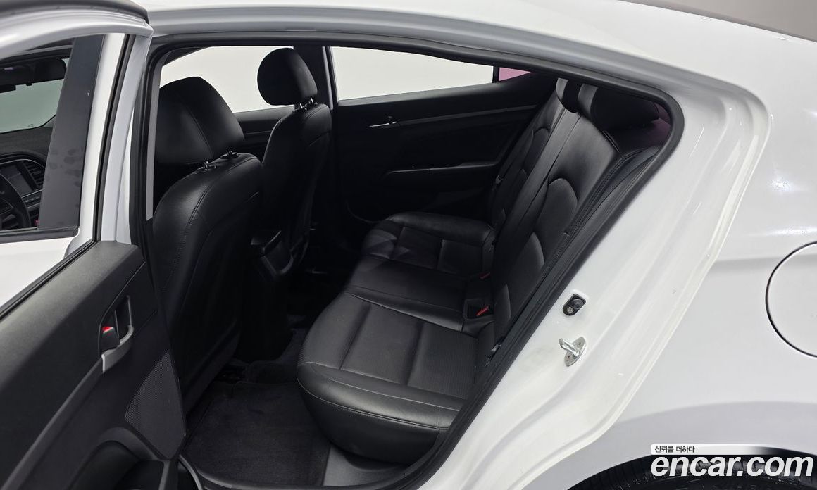 Hyundai Avante (AD) 6th Gen фото 26