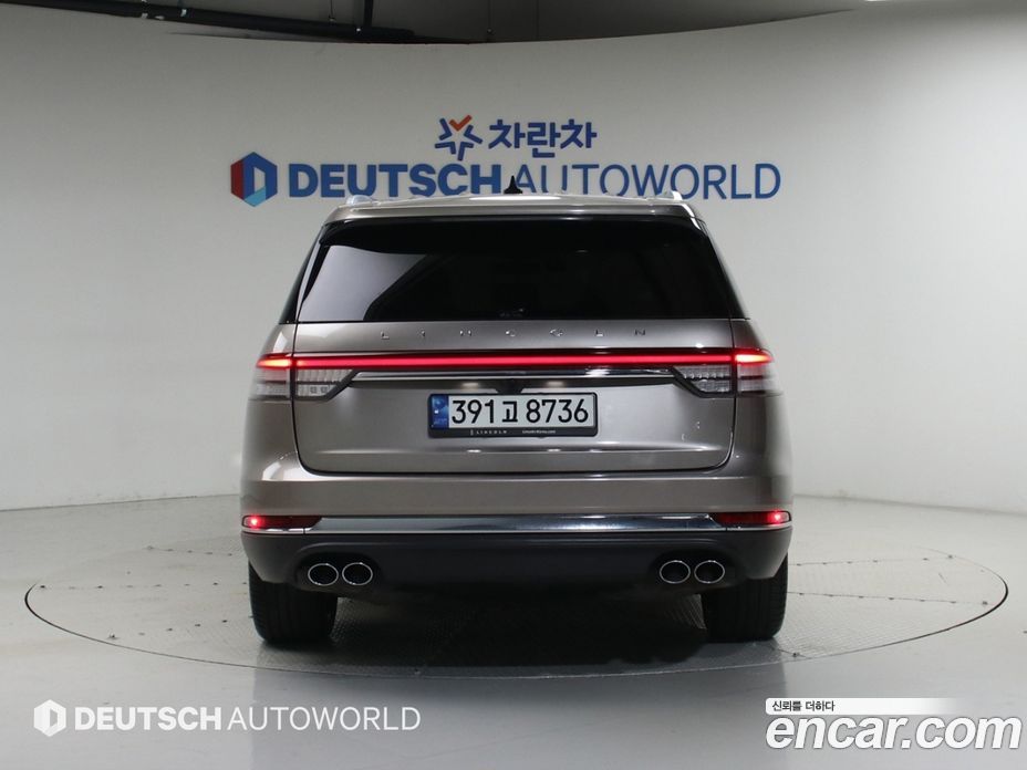 Lincoln Aviator 2nd Gen фото 4
