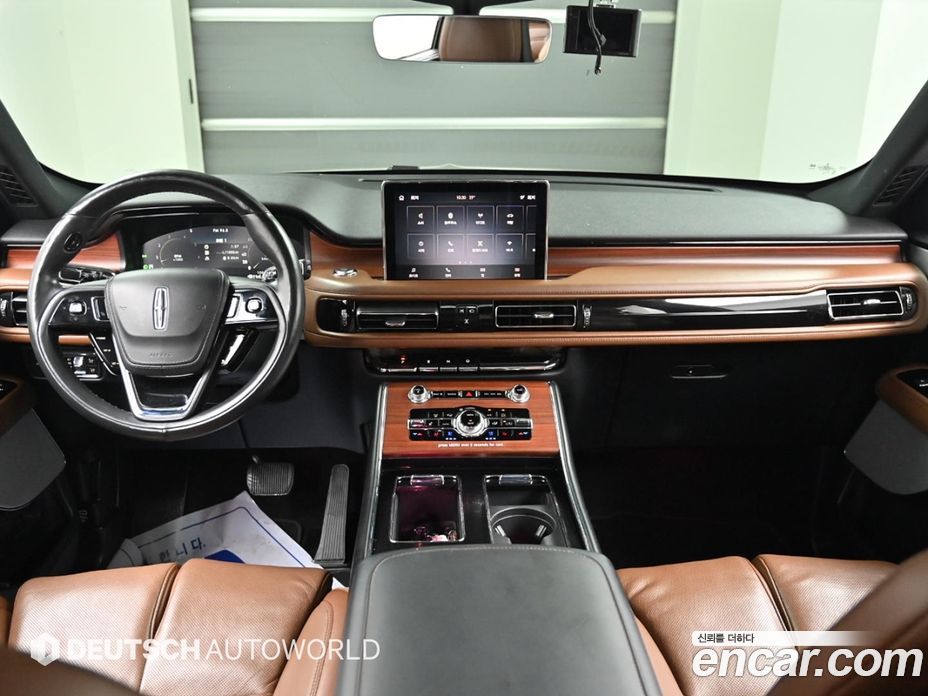 Lincoln Aviator 2nd Gen фото 7