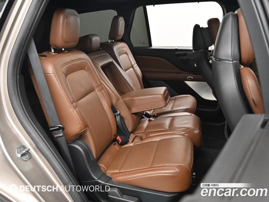 Lincoln Aviator 2nd Gen фото 12