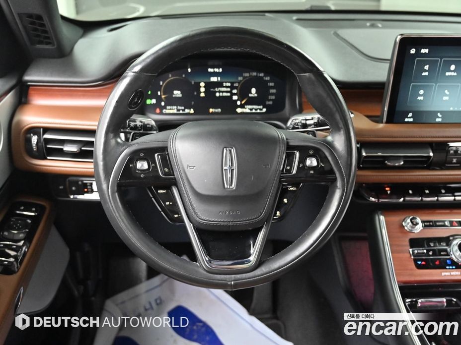 Lincoln Aviator 2nd Gen фото 13