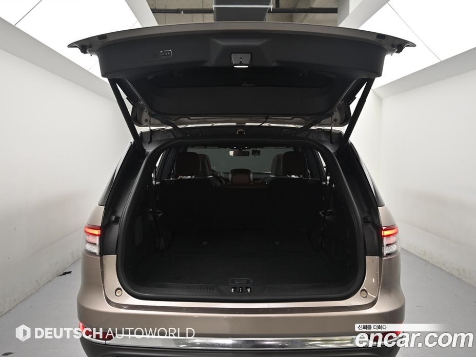 Lincoln Aviator 2nd Gen фото 19