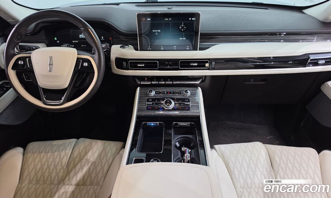 Lincoln Aviator 2nd Gen фото 7