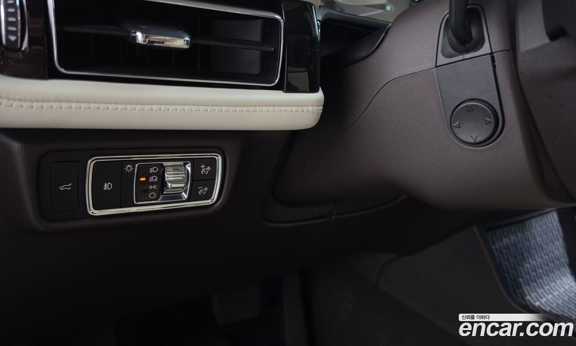 Lincoln Aviator 2nd Gen фото 13