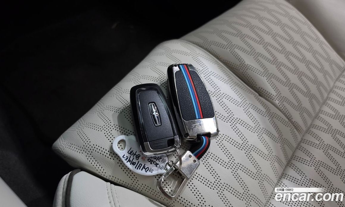 Lincoln Aviator 2nd Gen фото 17