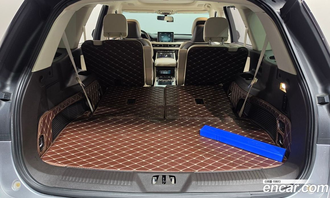 Lincoln Aviator 2nd Gen фото 20