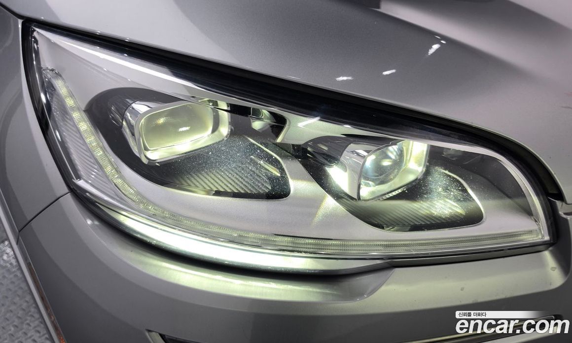 Lincoln Aviator 2nd Gen фото 22