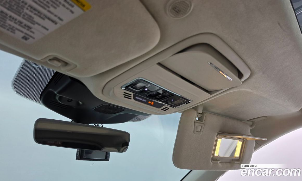 Lincoln Aviator 2nd Gen фото 30