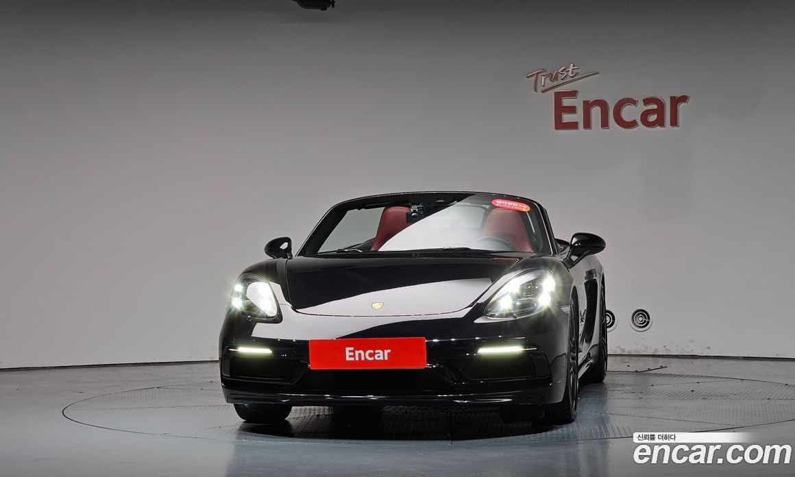Porsche 718 Boxster фото 2