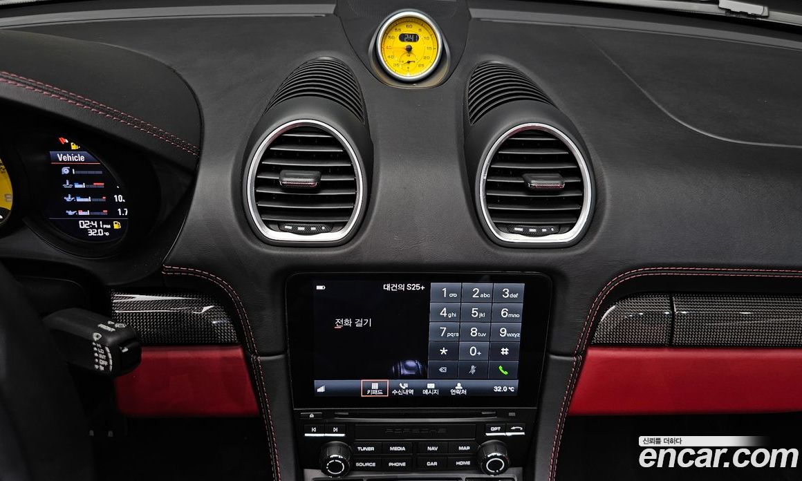 Porsche 718 Boxster фото 11