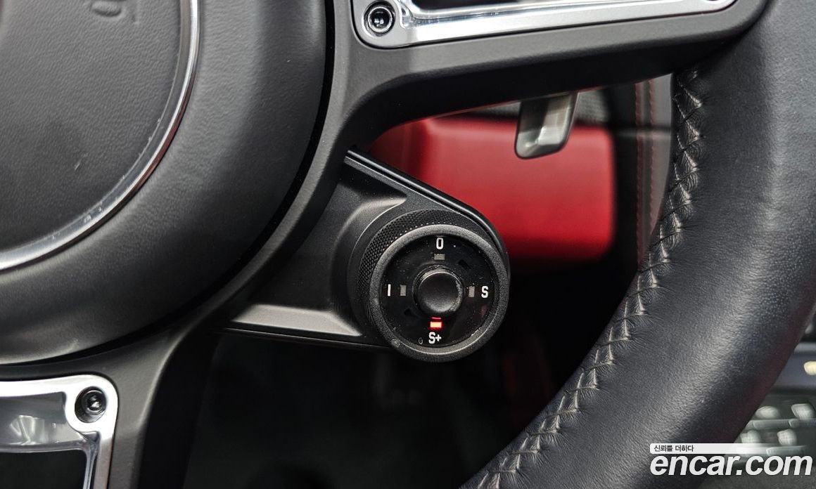 Porsche 718 Boxster фото 17