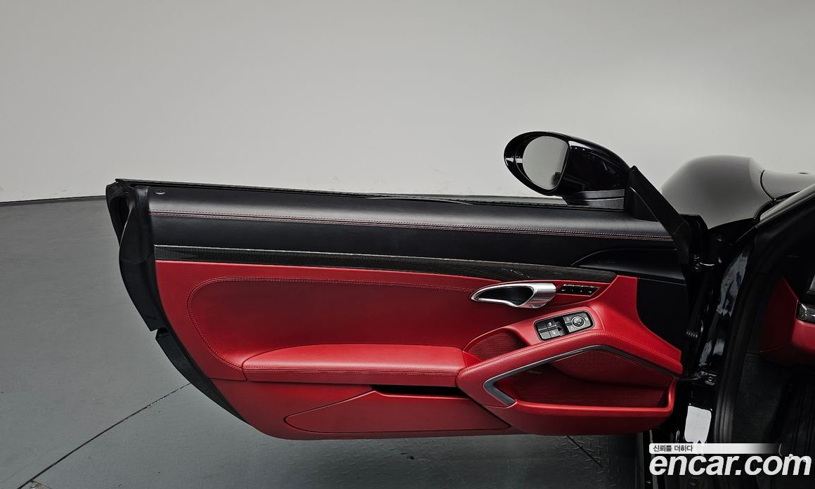 Porsche 718 Boxster фото 25