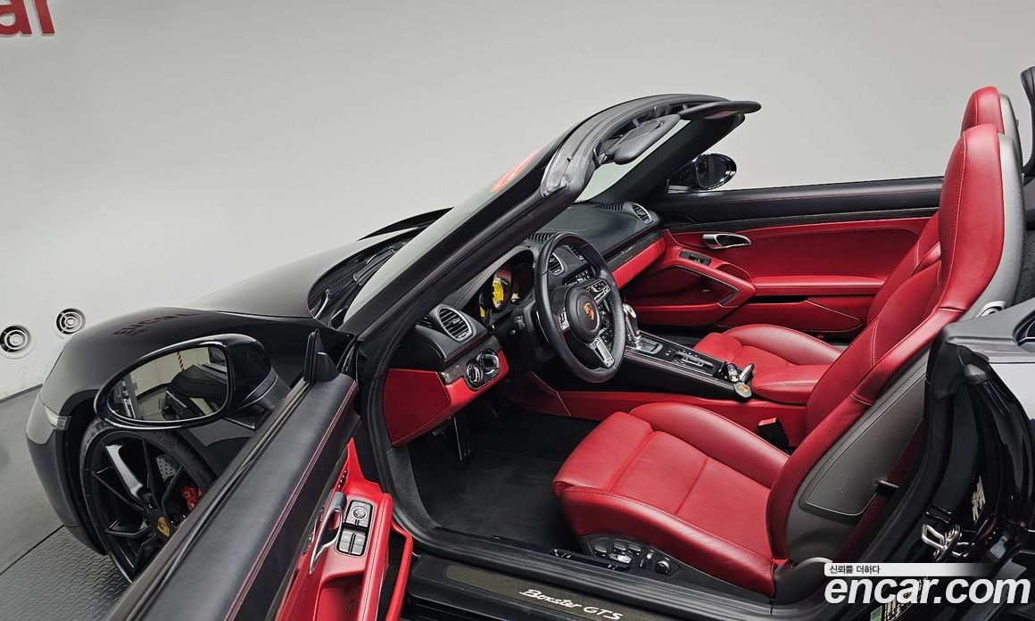 Porsche 718 Boxster фото 26