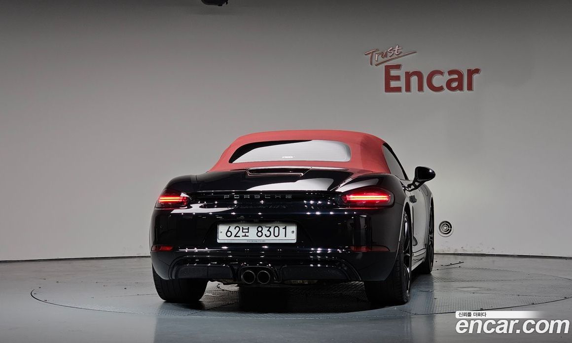 Porsche 718 Boxster фото 38