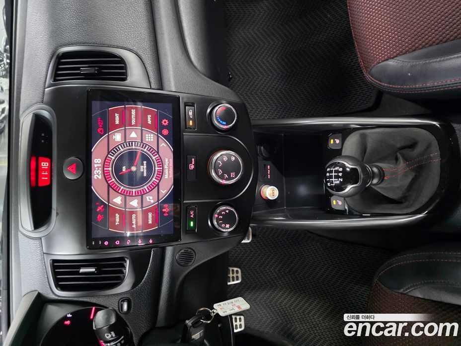 Kia Forte Koup фото 10