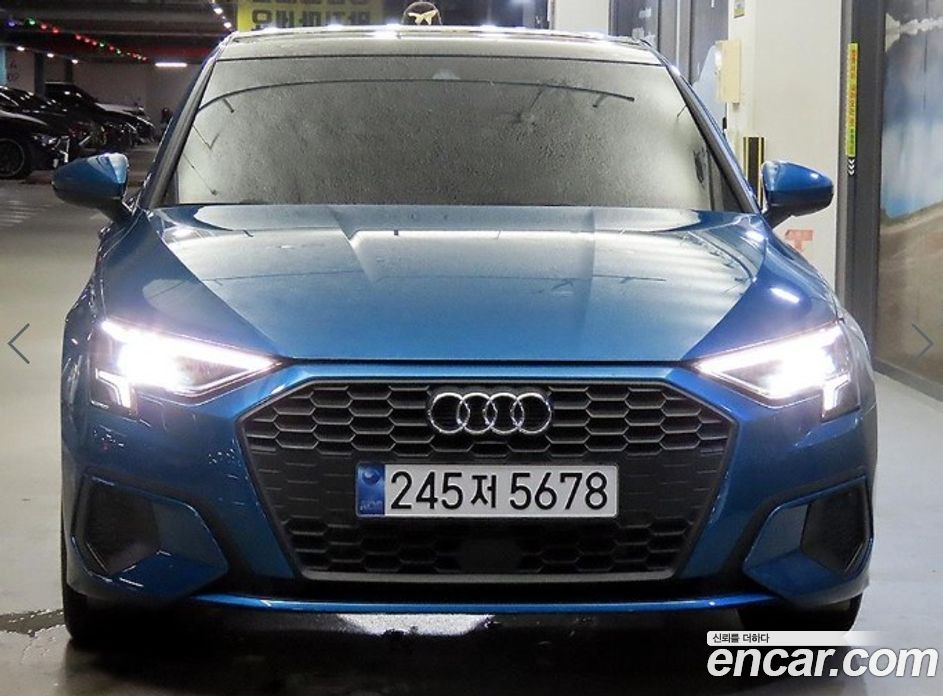 Audi A3 (8Y) фото 2