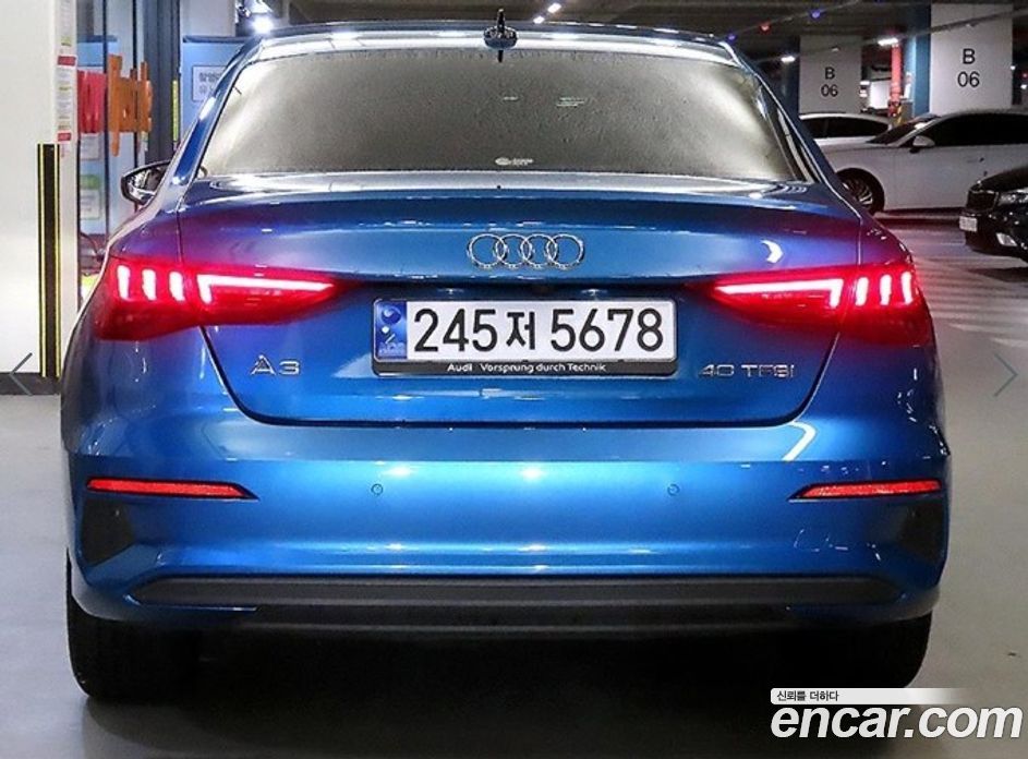 Audi A3 (8Y) фото 5
