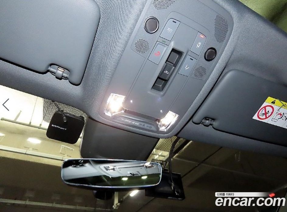 Audi A3 (8Y) фото 15