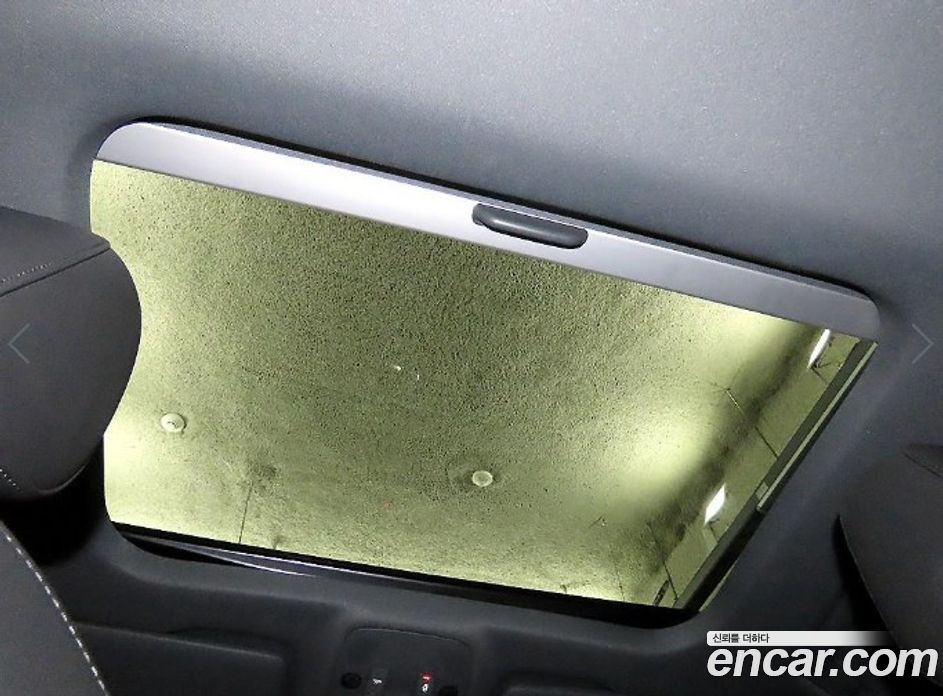 Audi A3 (8Y) фото 16