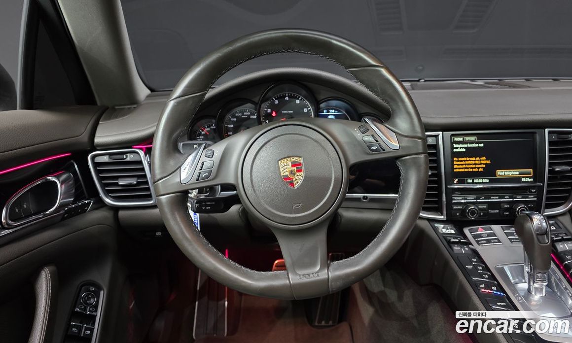 Porsche Panamera фото 13
