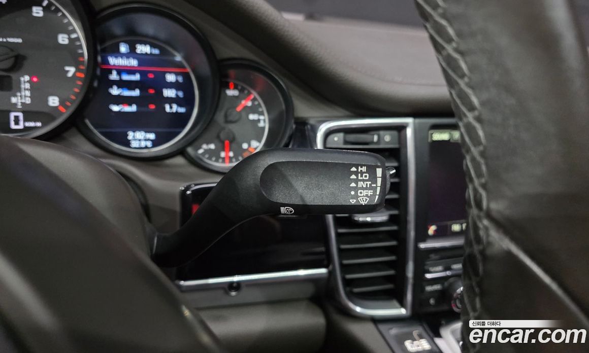 Porsche Panamera фото 28