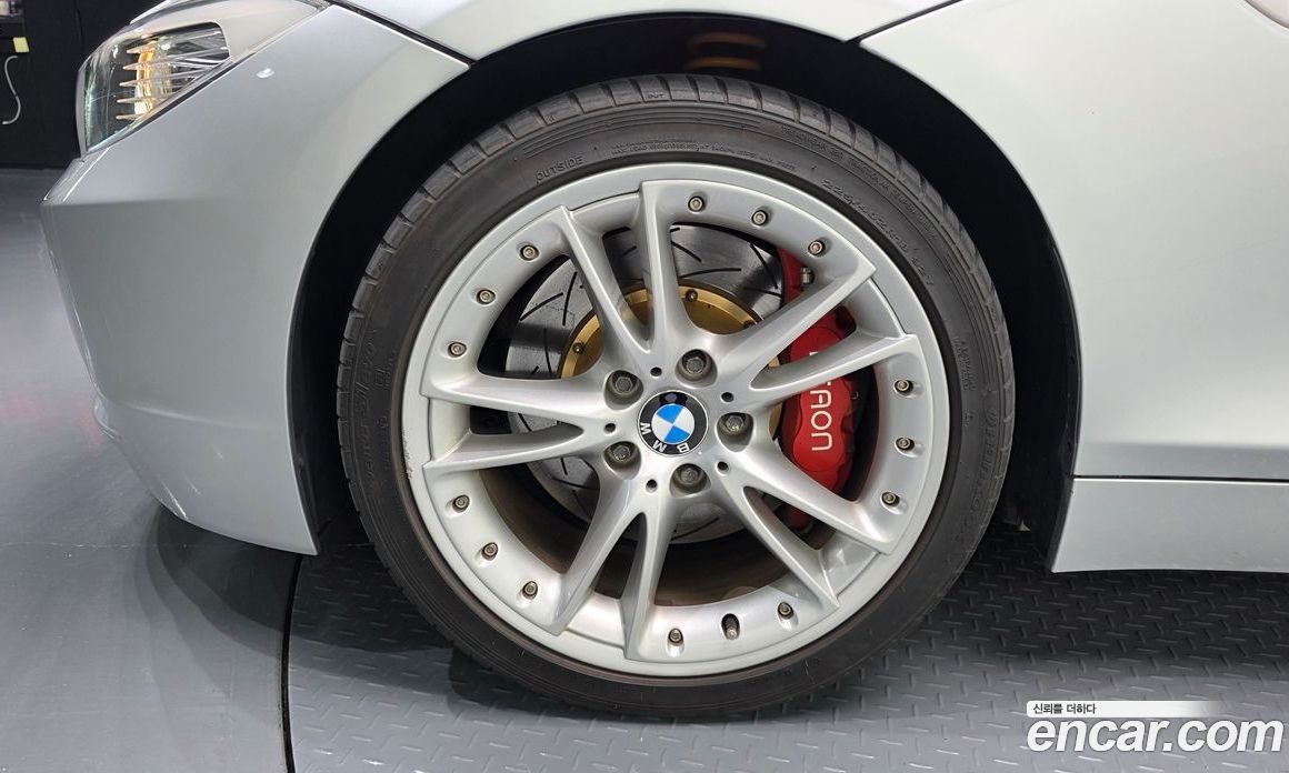 BMW Z4 (E89) фото 5