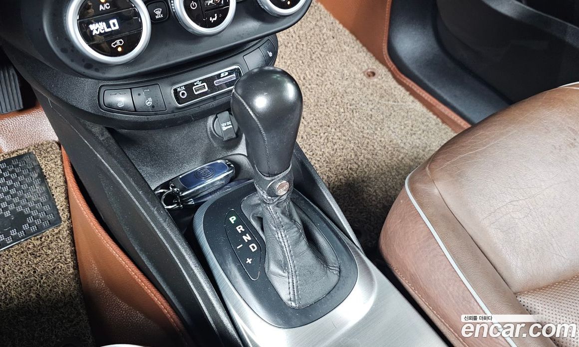 Fiat 500X фото 9