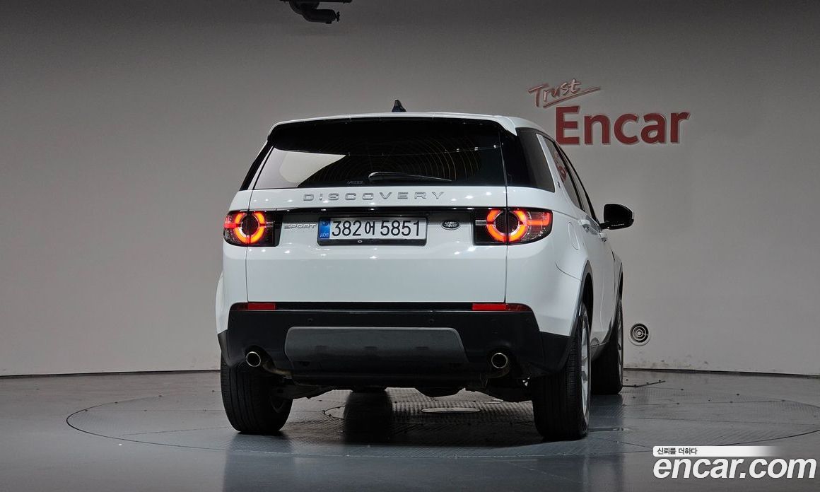 Land Rover Discovery Sport 1st Gen фото 4
