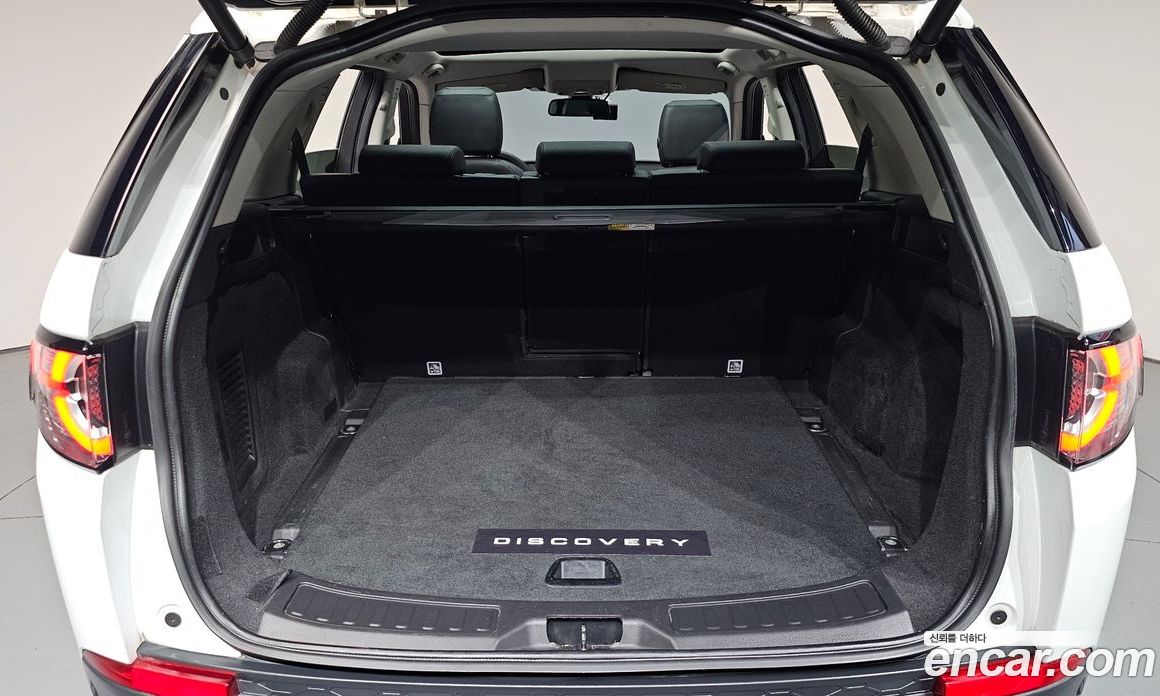 Land Rover Discovery Sport 1st Gen фото 19