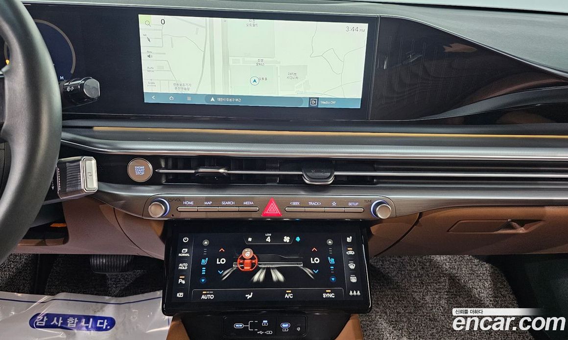 Hyundai Grandeur (GN7) фото 13