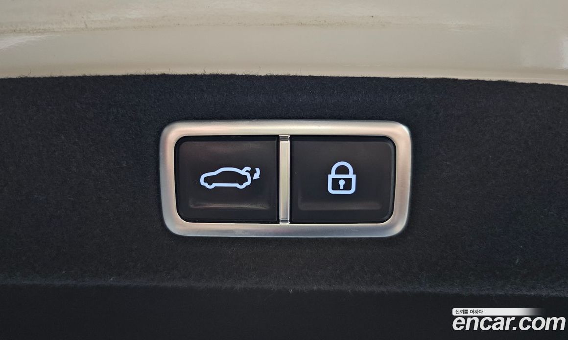 Hyundai Grandeur (GN7) фото 17