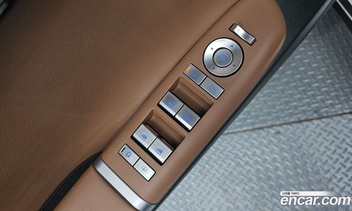 Hyundai Grandeur (GN7) фото 28