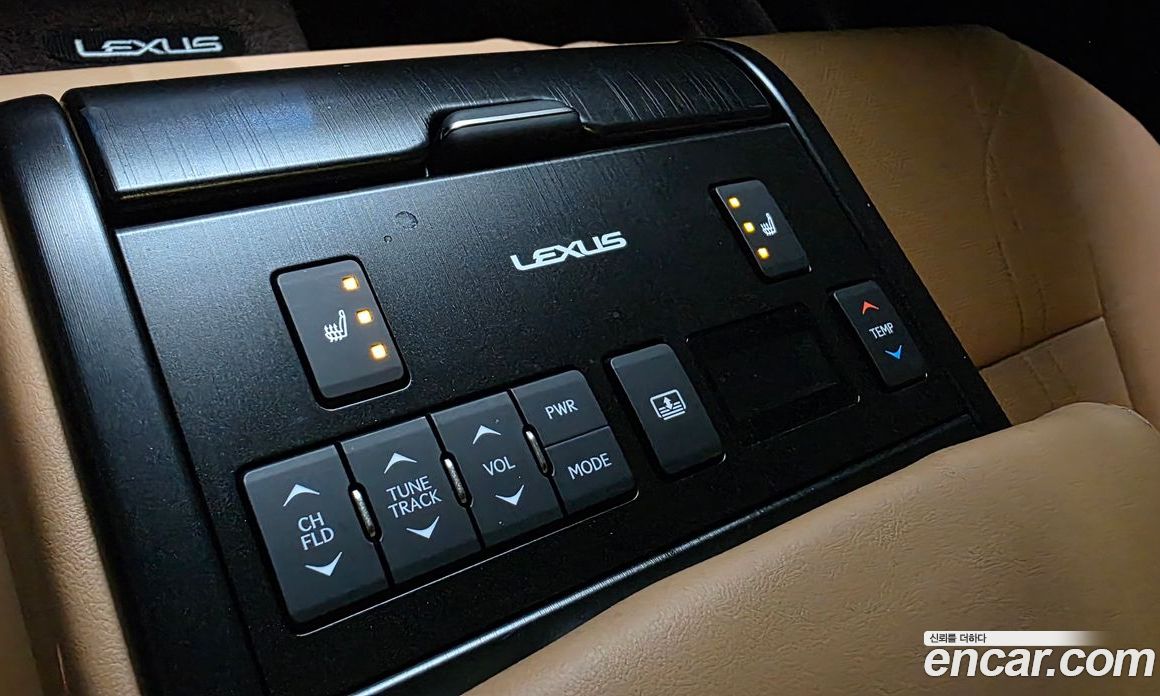 Lexus ES300h 7th Gen фото 36