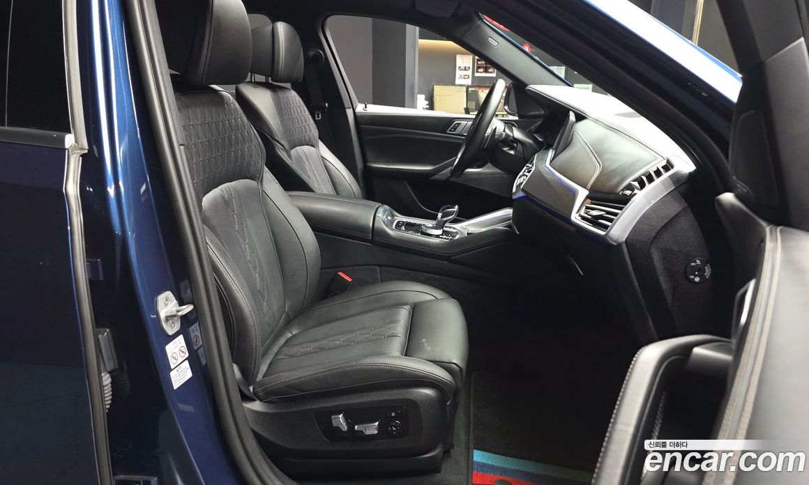 BMW X6 (G06) фото 11