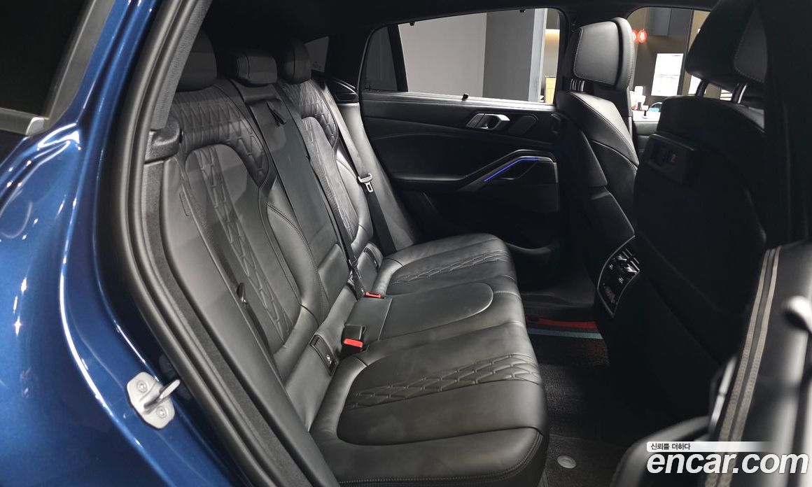 BMW X6 (G06) фото 12