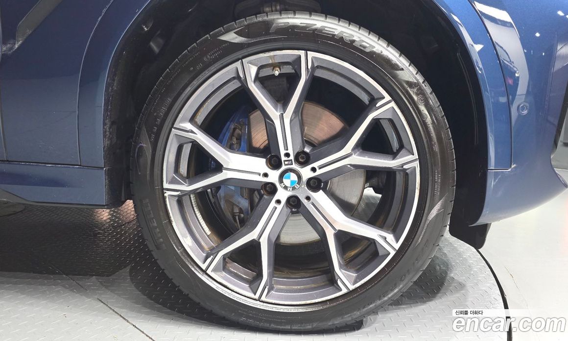 BMW X6 (G06) фото 21
