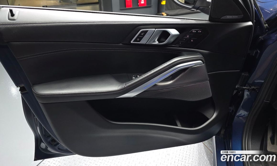 BMW X6 (G06) фото 31
