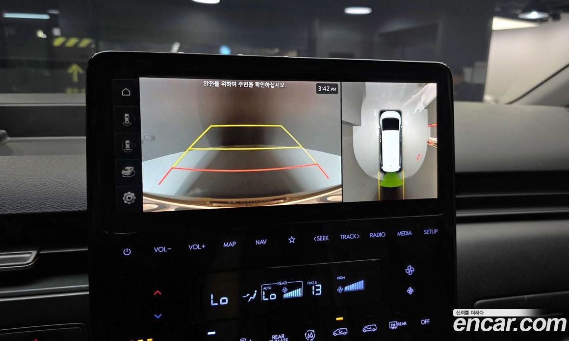 Hyundai Staria фото 14
