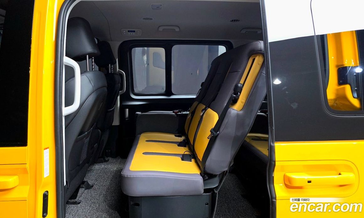 Hyundai Staria фото 26