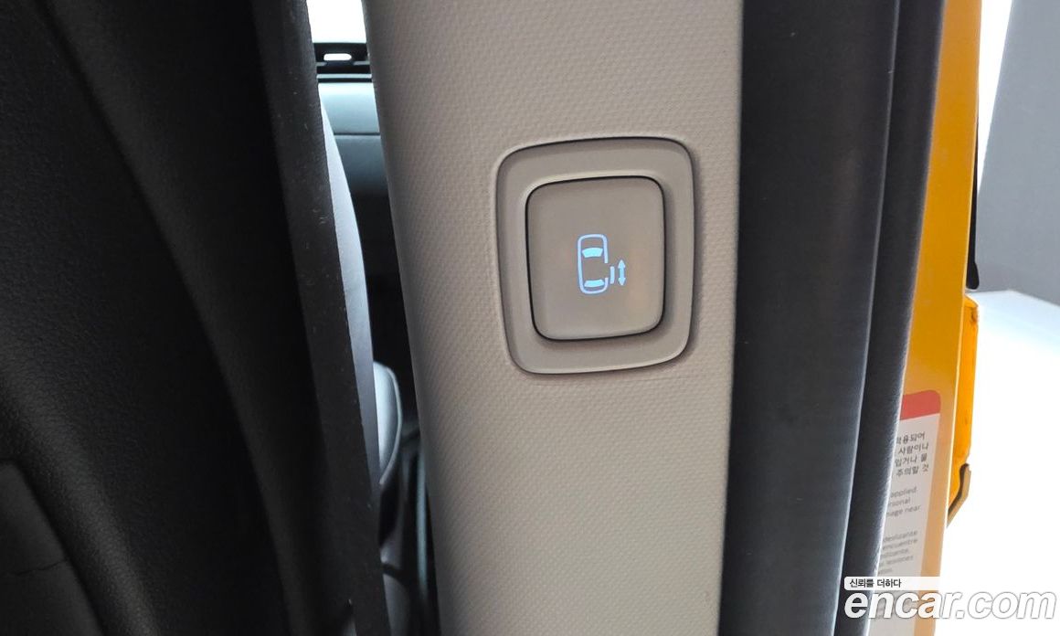 Hyundai Staria фото 31