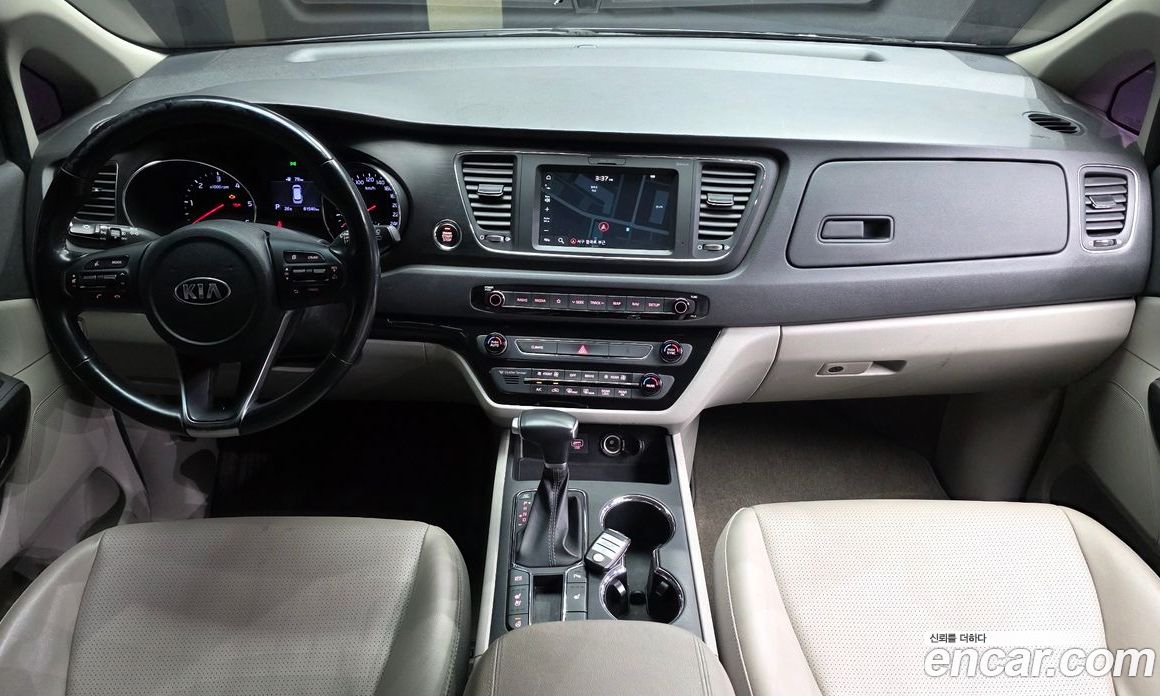 Kia Carnival 3rd Gen Restyling фото 7