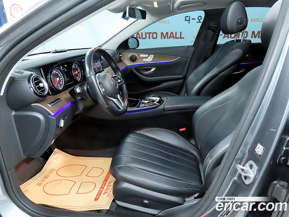 Mercedes-Benz E-Class W213 фото 10