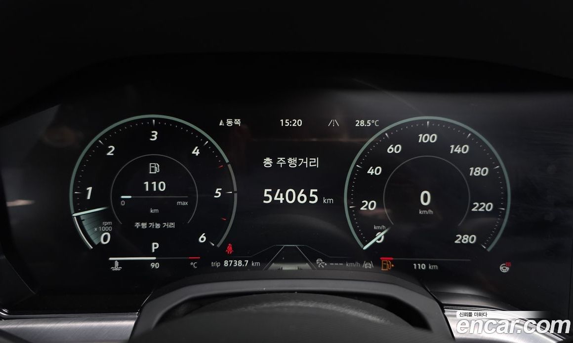Volkswagen Touareg 3rd Gen фото 7