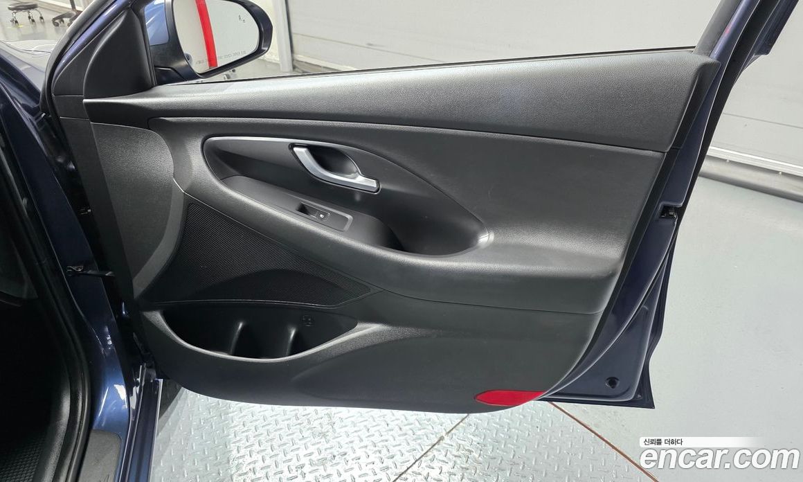 Hyundai i30 3rd Gen фото 25